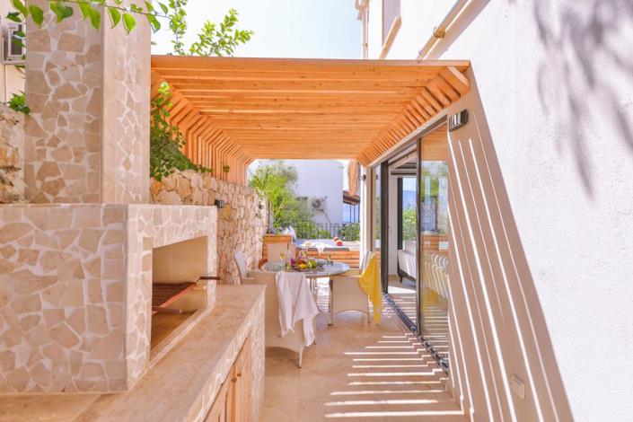 Image No.10-2 Bed Apartment for sale