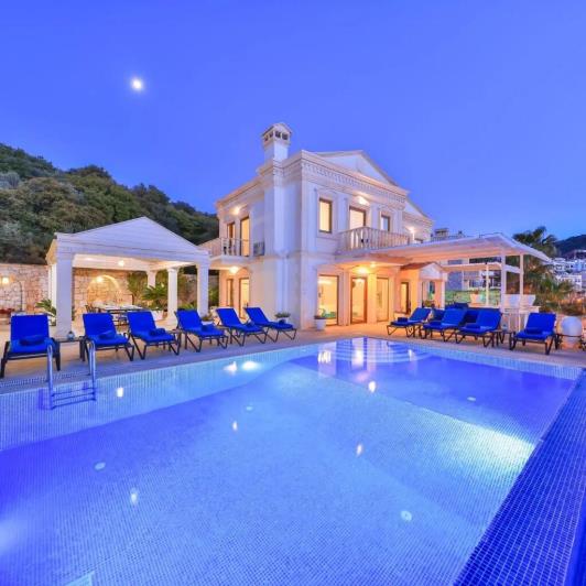 Image No.3-5 Bed Villa / Detached for sale