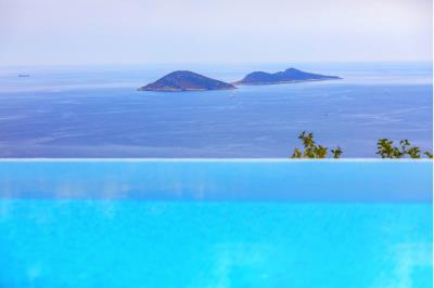 5 Bed Village House for sale