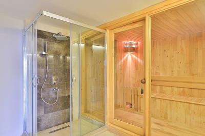 f4f16fdc-11af-442f-ab70-230cb1dacf2c