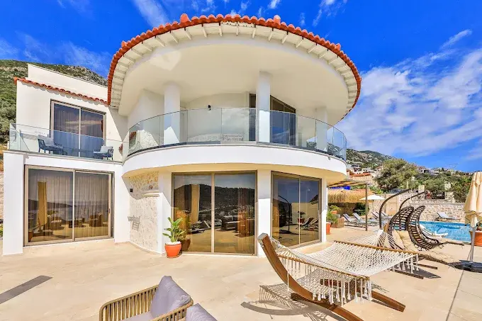 Image No.46-5 Bed Village House for sale