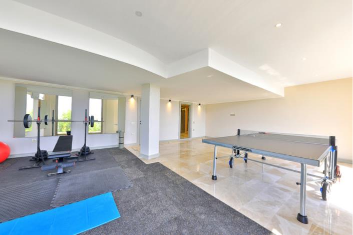 Image No.51-5 Bed Village House for sale