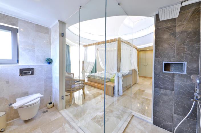 Image No.52-5 Bed Village House for sale