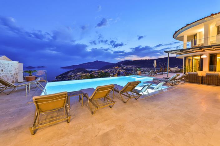 Image No.58-5 Bed Village House for sale