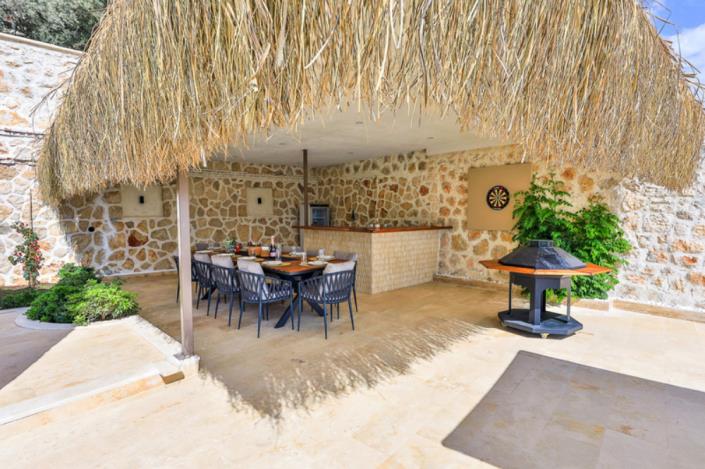 Image No.60-5 Bed Village House for sale