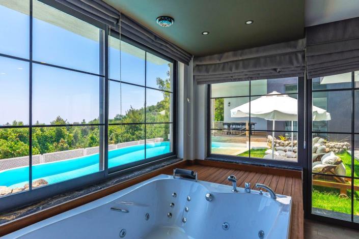 Image No.22-2 Bed Villa / Detached for sale