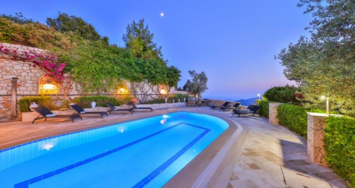 Image No.47-5 Bed Villa / Detached for sale