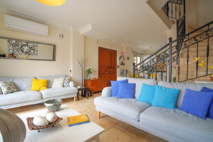 Image No.1-3 Bed House/Villa for sale