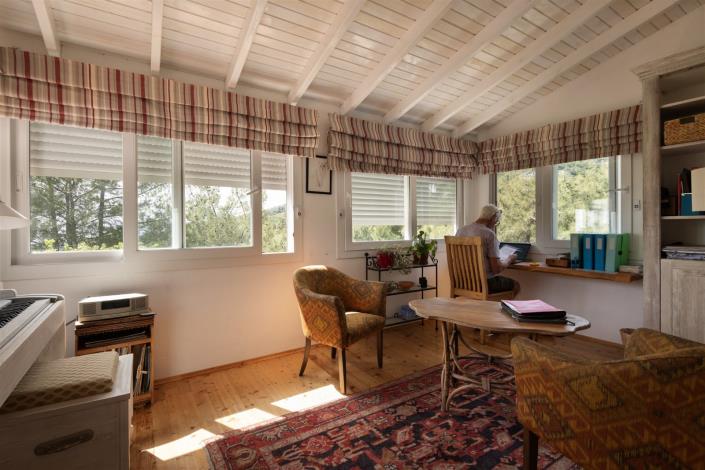 Image No.9-3 Bed Country House for sale