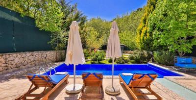 64fd8c7d-5071-43fc-b904-67b4cc2f59e4