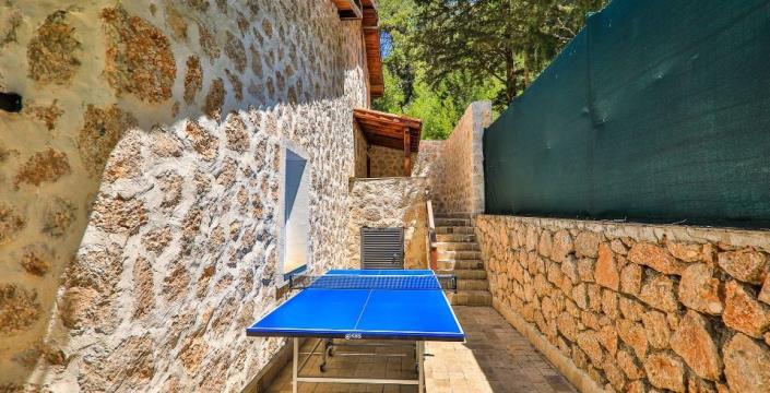 Image No.24-2 Bed Country Property for sale