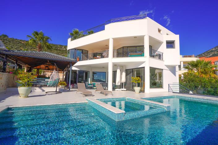 Image No.6-5 Bed Villa / Detached for sale