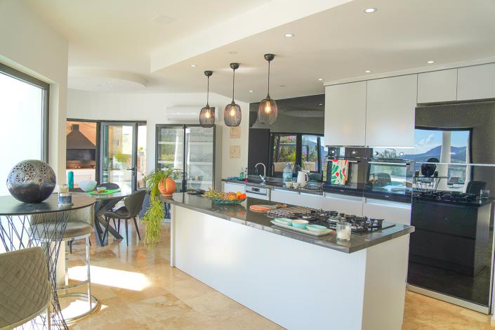 Image No.21-5 Bed Villa / Detached for sale