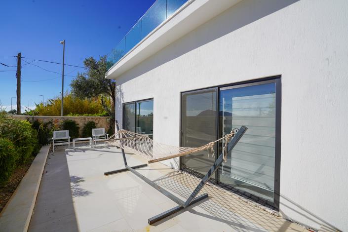 Image No.28-5 Bed Villa / Detached for sale