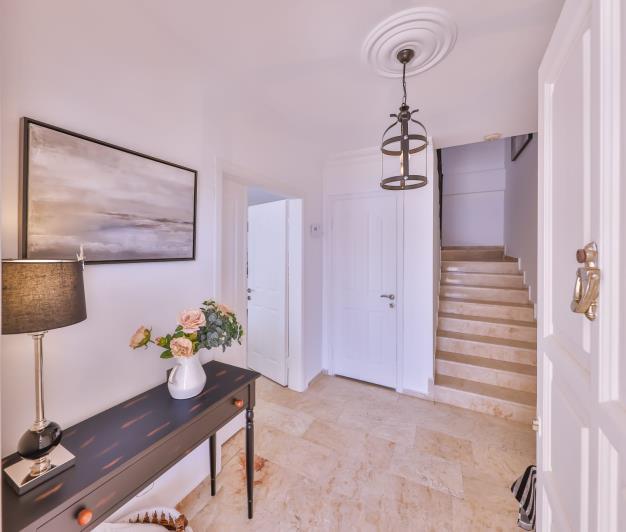 Image No.11-5 Bed Villa / Detached for sale