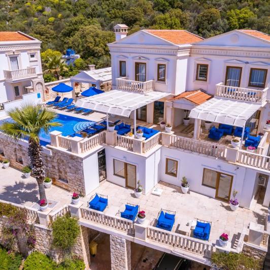 Image No.29-5 Bed Villa / Detached for sale