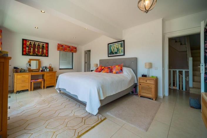 Image No.18-4 Bed Villa / Detached for sale