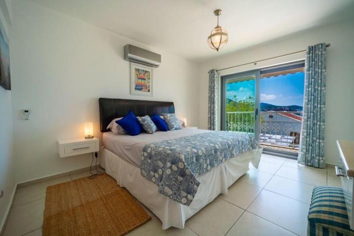 Image No.21-4 Bed Villa / Detached for sale