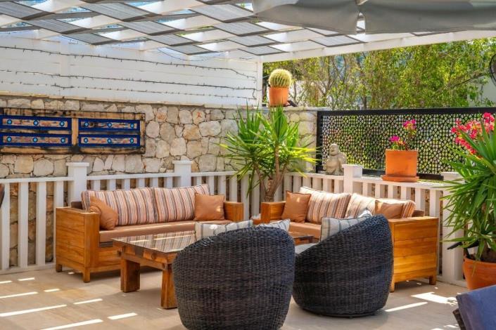 Image No.33-4 Bed Villa / Detached for sale