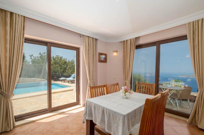 Image No.4-2 Bed Villa / Detached for sale