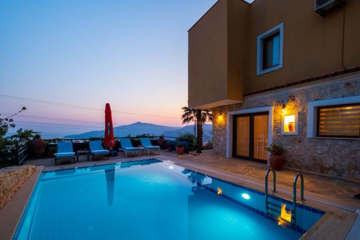 Image No.5-2 Bed Villa / Detached for sale