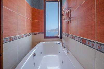 5c2de1d3-c0af-4518-91f8-47beab2cfec0