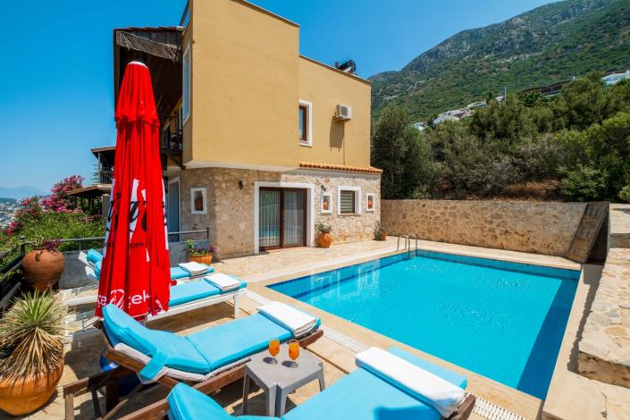 Image No.2-2 Bed Villa / Detached for sale