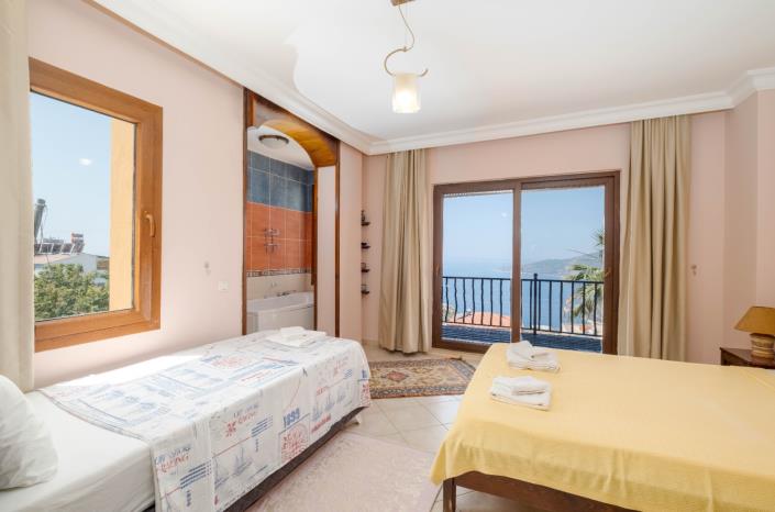 Image No.15-2 Bed Villa / Detached for sale