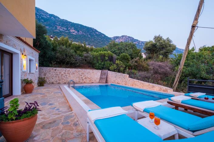 Image No.26-2 Bed Villa / Detached for sale