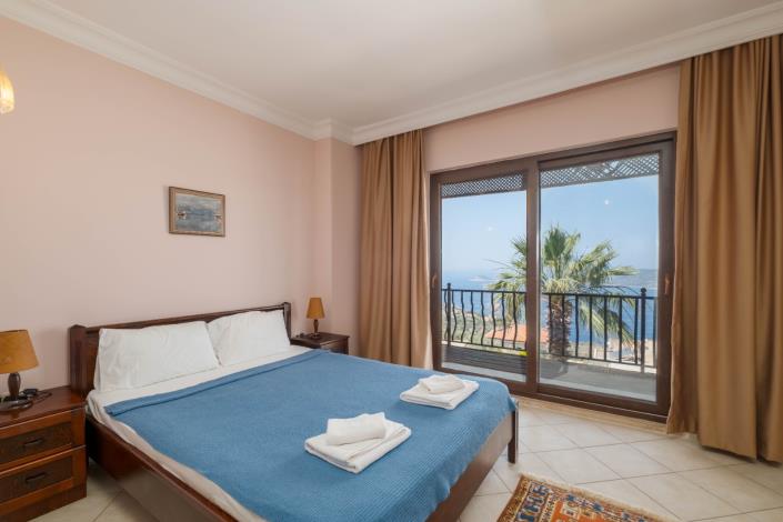 Image No.31-2 Bed Villa / Detached for sale