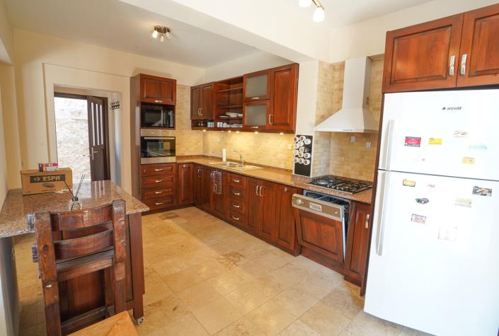 Image No.30-3 Bed Villa / Detached for sale