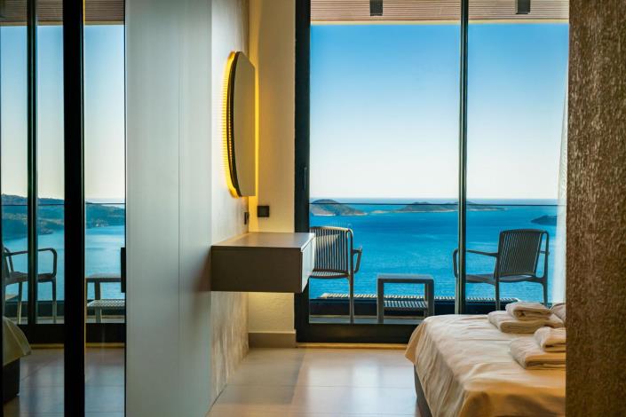 Image No.9-3 Bed Semi-Detached for sale