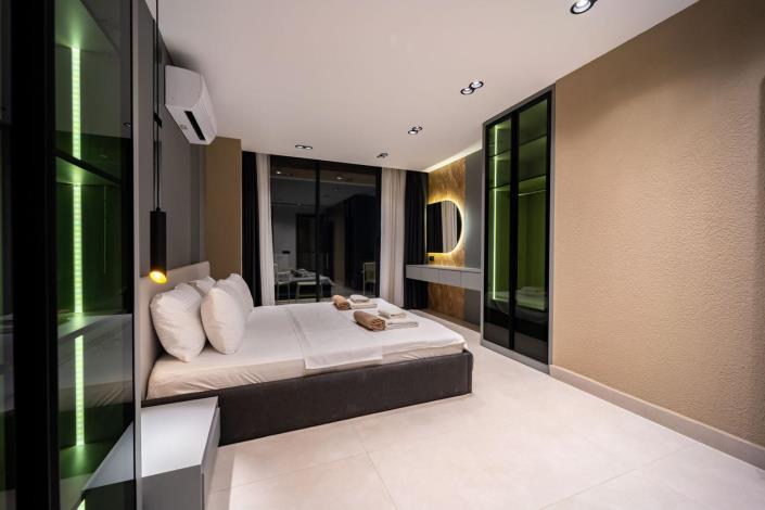 Image No.36-3 Bed Semi-Detached for sale