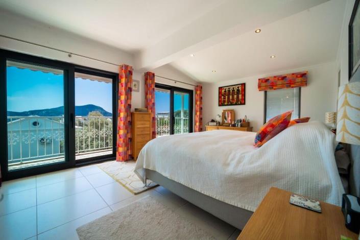 Image No.12-5 Bed Villa for sale