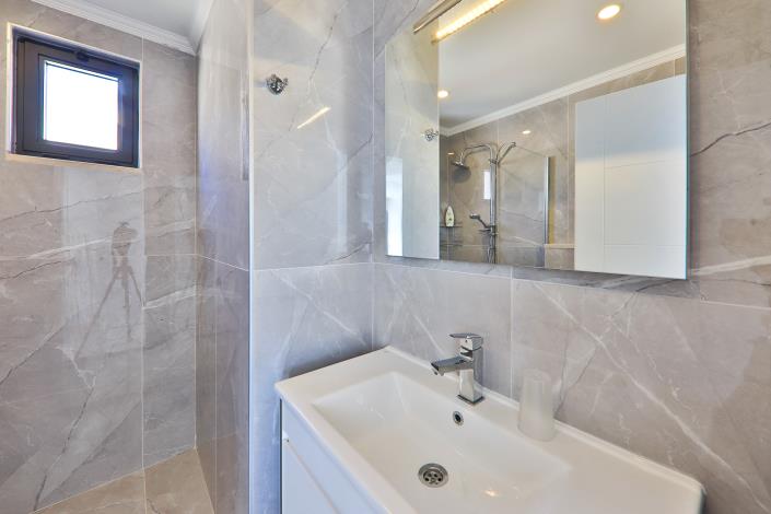 Image No.17-4 Bed Villa / Detached for sale