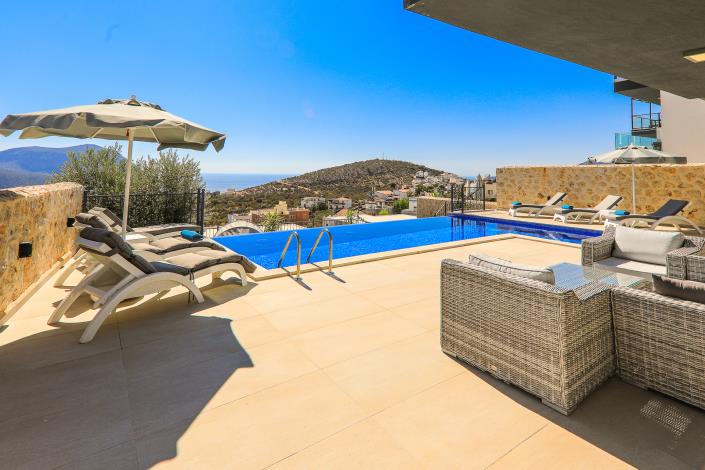 Image No.33-4 Bed Villa / Detached for sale