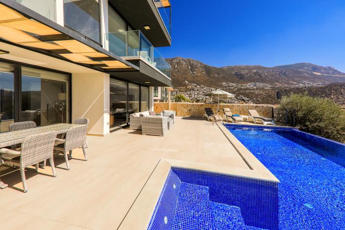 Image No.36-4 Bed Villa / Detached for sale