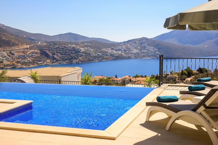 Image No.37-4 Bed Villa / Detached for sale