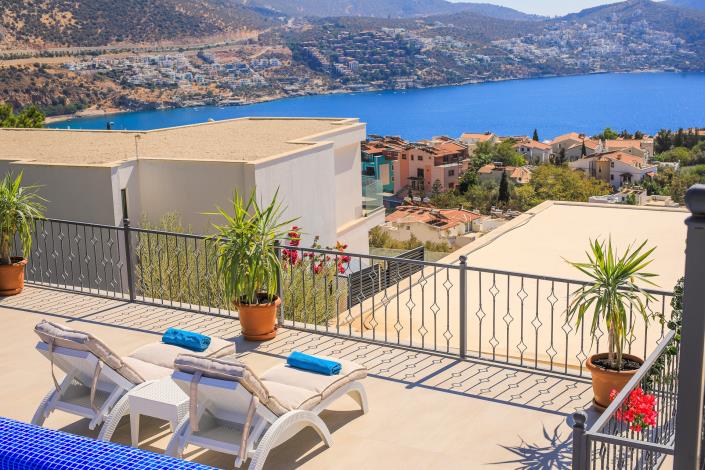 Image No.48-4 Bed Villa / Detached for sale