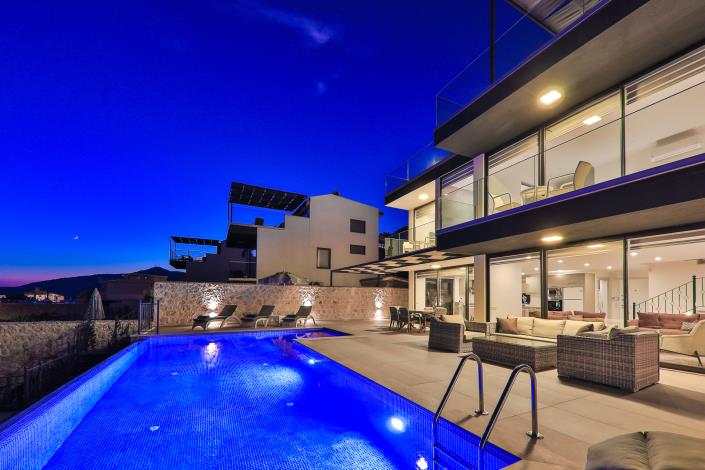 Image No.49-4 Bed Villa / Detached for sale