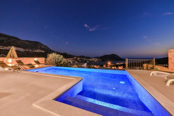 Image No.59-4 Bed Villa / Detached for sale