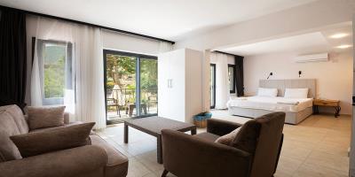 193aeb7e-77de-48db-833e-92331f57a14b