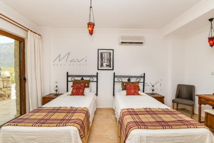 Image No.16-2 Bed Apartment for sale