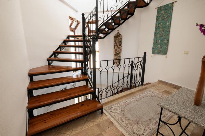 Image No.24-3 Bed Villa / Detached for sale