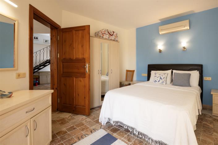 Image No.35-3 Bed Villa / Detached for sale