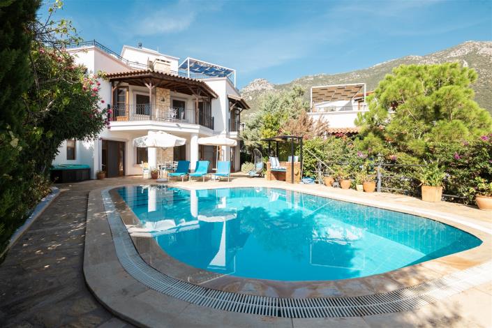 Image No.41-3 Bed Villa / Detached for sale