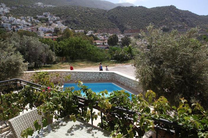 Image No.21-2 Bed Apartment for sale