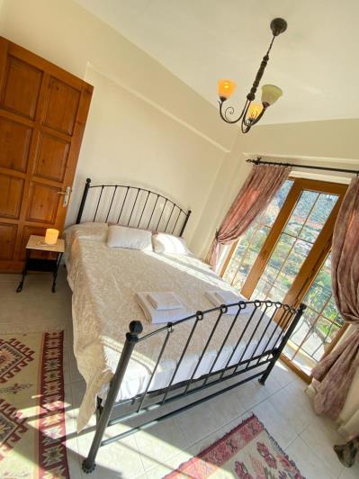 Image No.24-2 Bed Apartment for sale