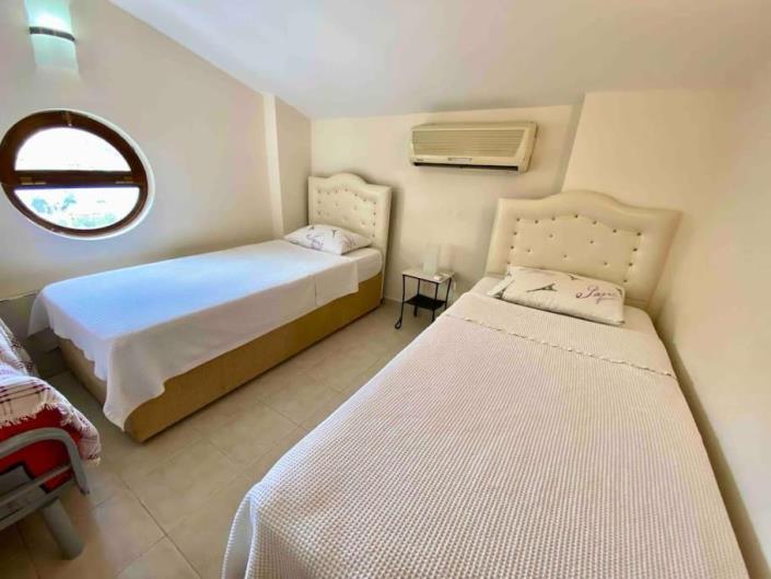 Image No.33-2 Bed Apartment for sale