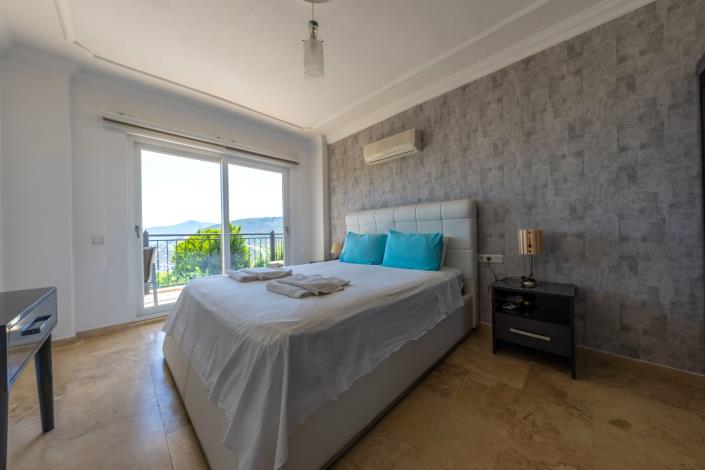 Image No.5-3 Bed Villa / Detached for sale